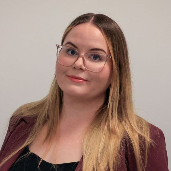 Anni Kangasniemi, Webropol